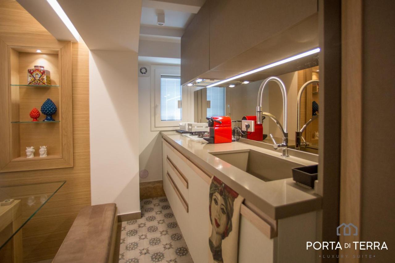 Porta Di Terra 'Luxury Suite ' Чефалу Экстерьер фото