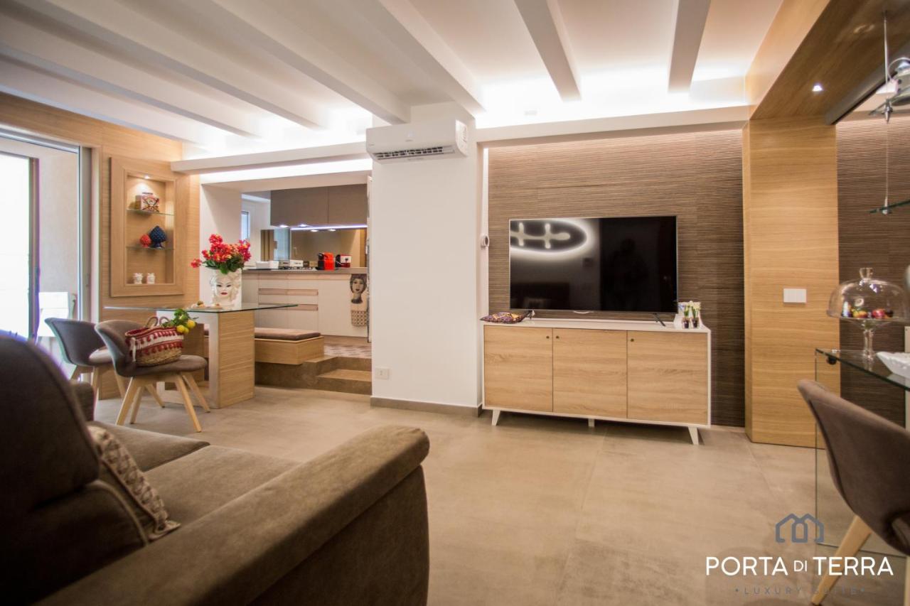 Porta Di Terra 'Luxury Suite ' Чефалу Экстерьер фото