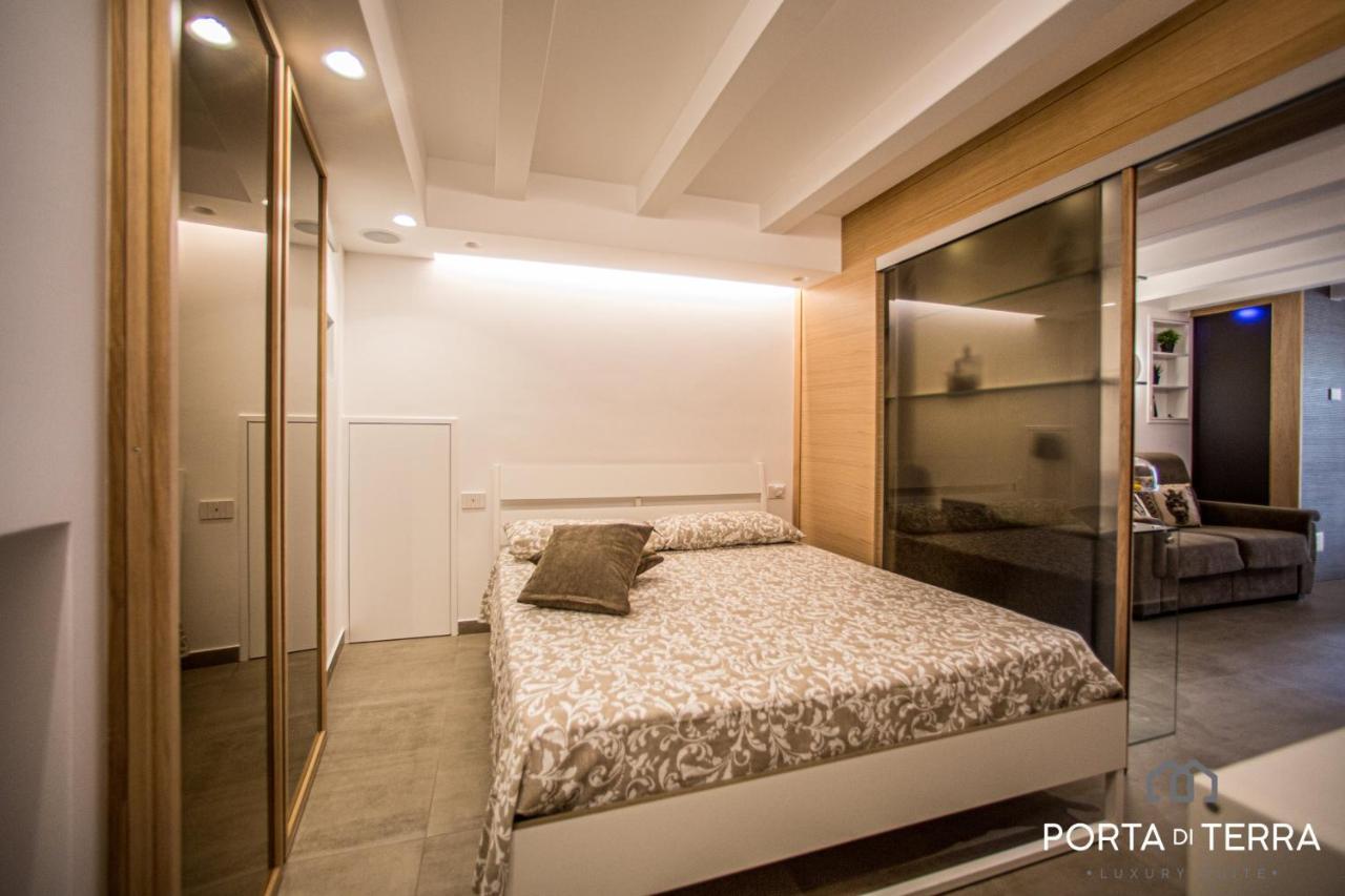 Porta Di Terra 'Luxury Suite ' Чефалу Экстерьер фото
